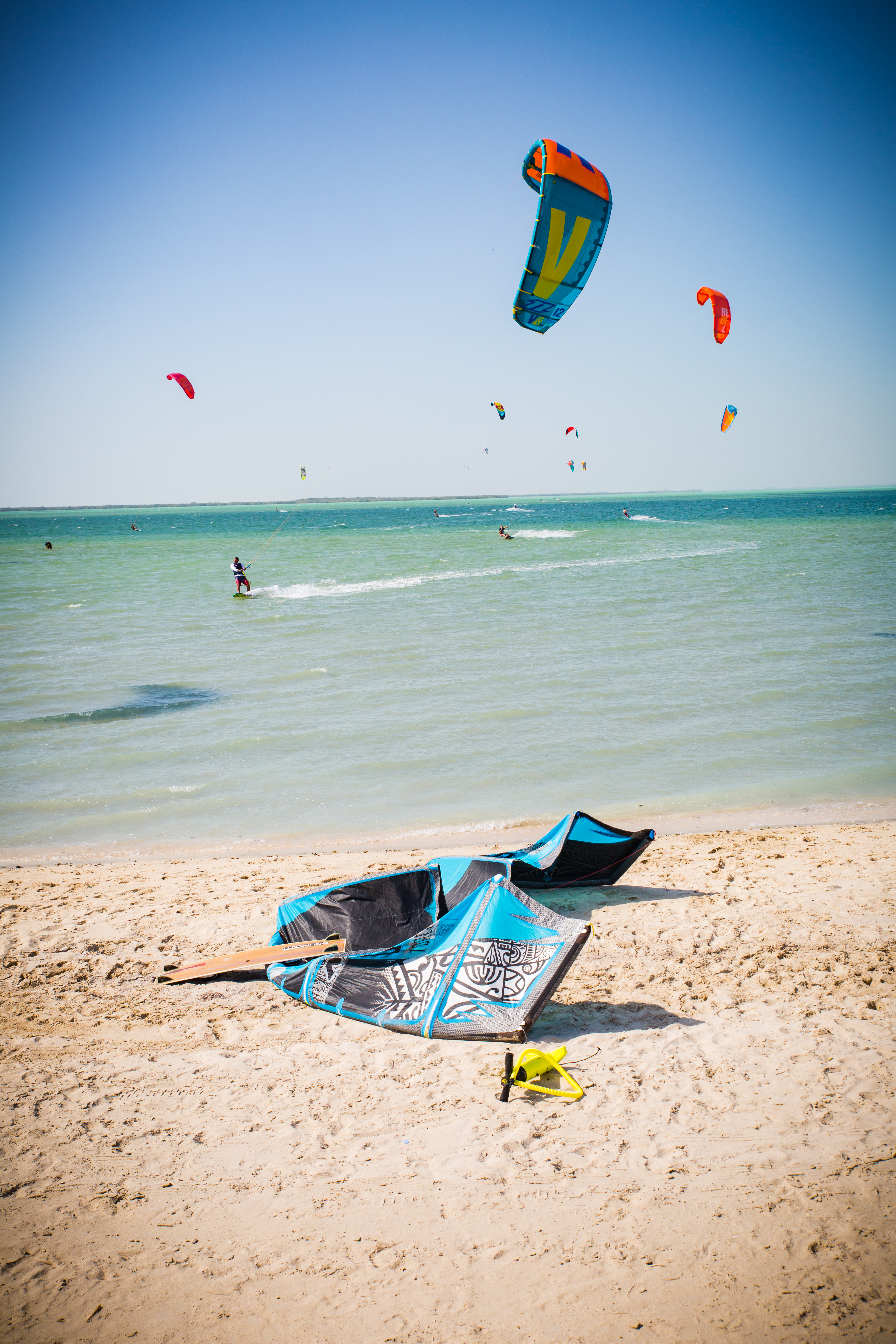 [Discover]{.text-primary} Dubai's Water Sports Paradise